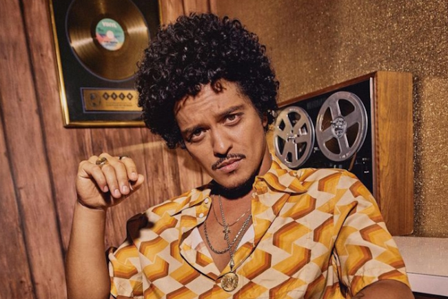 Bruno_Mars_2024.jpg