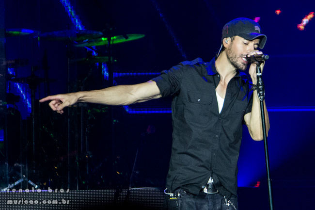 Enrique_Iglesias-2018_04.jpg